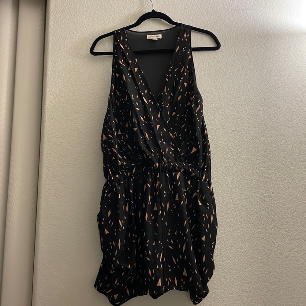 NWOT: Silence+Noise: Black + Crème shaped Short Romper with Mesh back